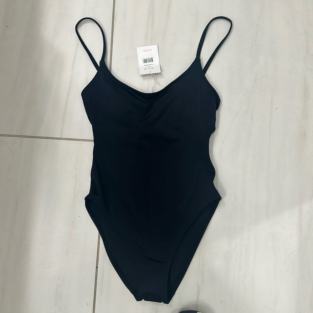 Andie The Amalfi One Piece Swimsuit Black size S NWT